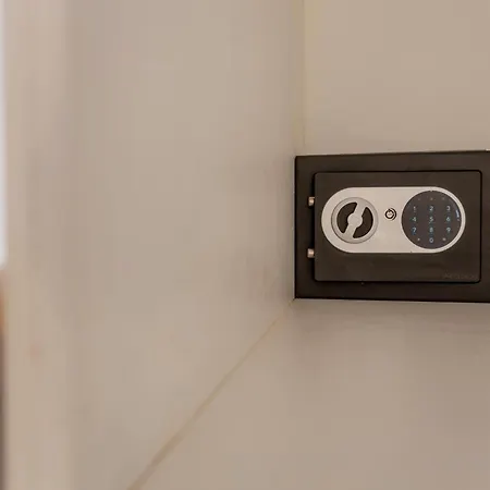 Апартаменты Marvin Коральео